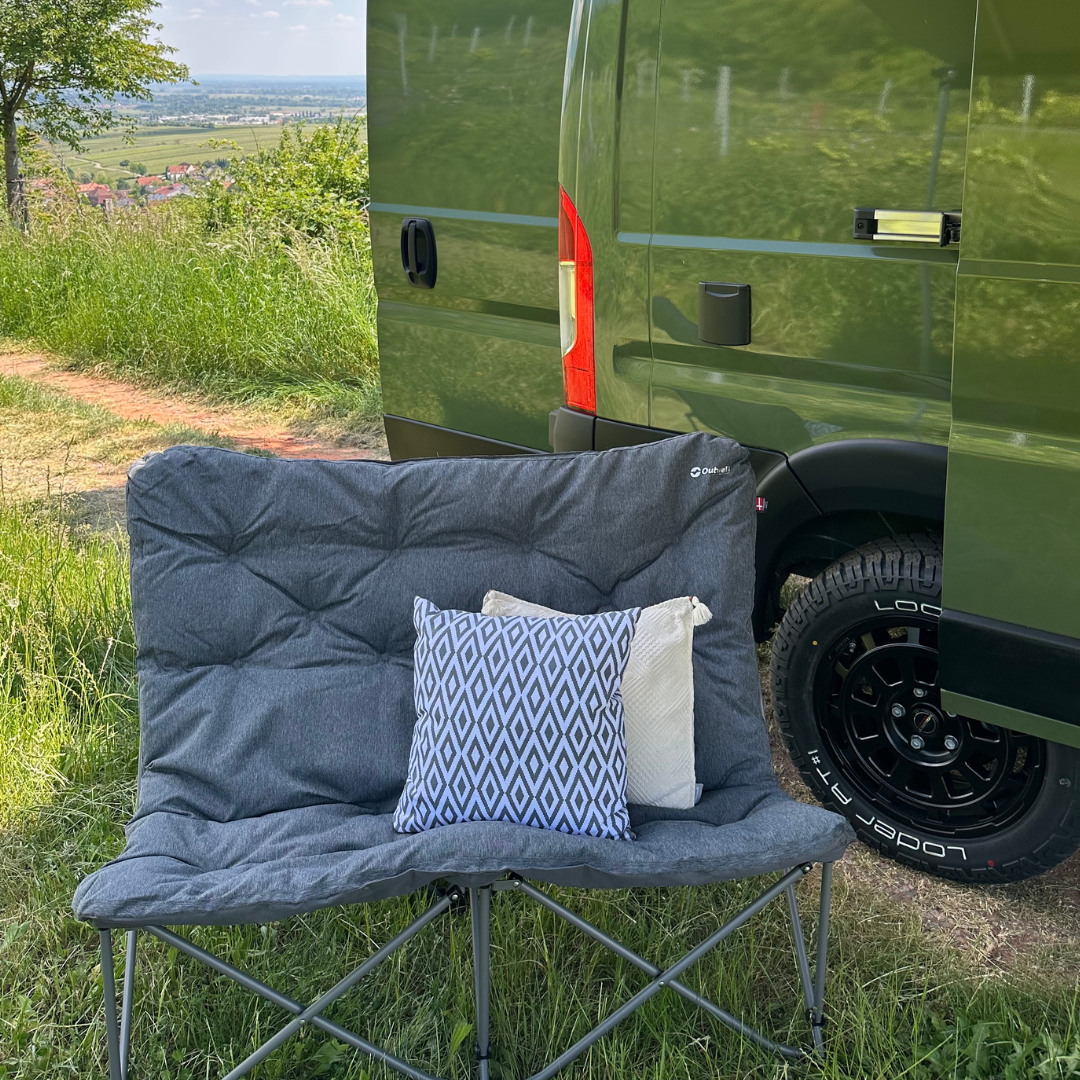 Sofa Fremont Lake